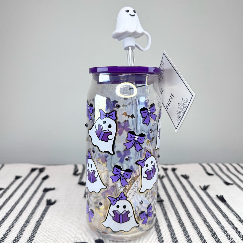 NEW Cobwebs & cauldrons Ghosts Reading Books Halloween Glass Sipper